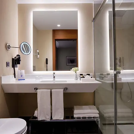 Отель Point 5*